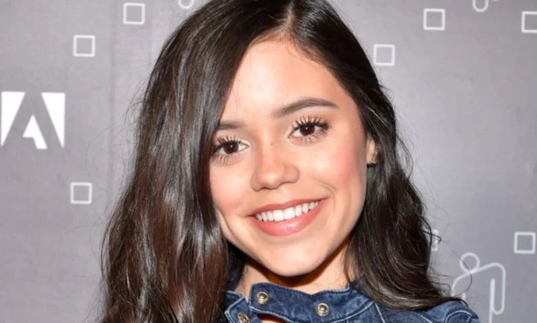 is jenna ortega single